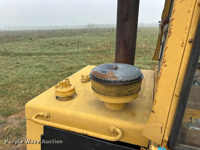 image for item FG0619 1981 Caterpillar 963LGP track loader