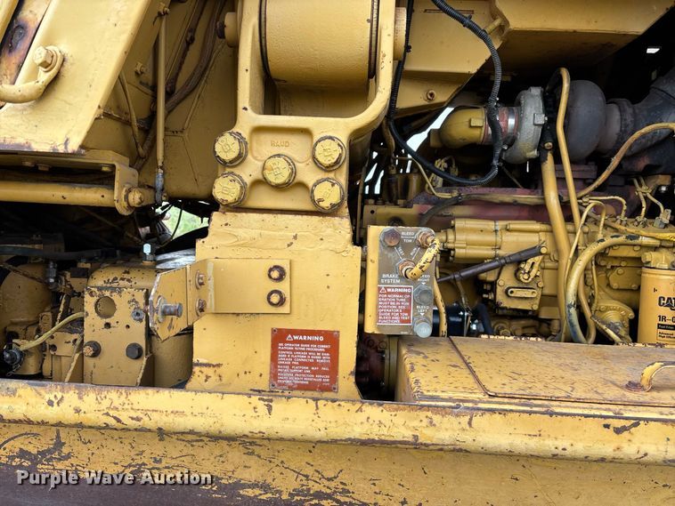 image for item FG0619 1981 Caterpillar 963LGP track loader