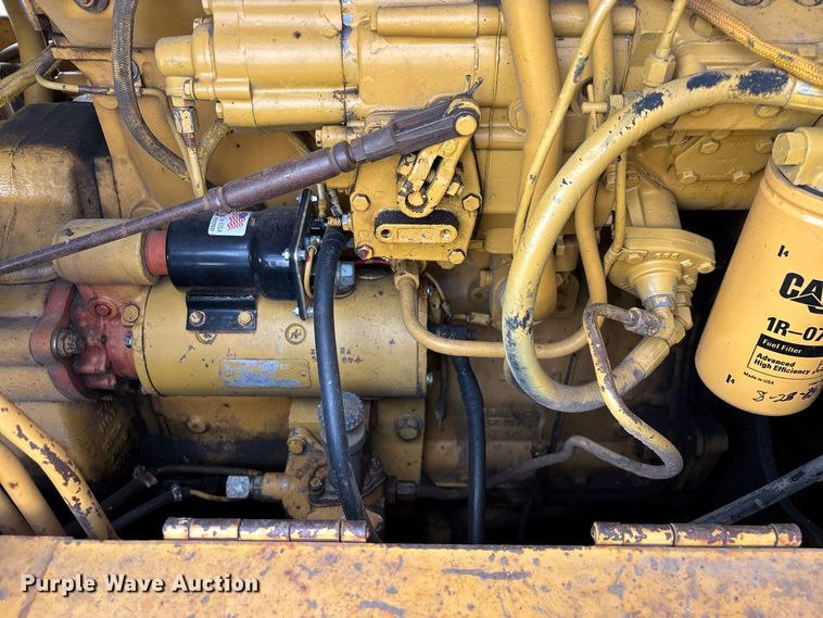 image for item FG0619 1981 Caterpillar 963LGP track loader