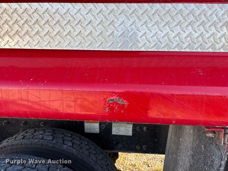 image for item FG0623 2009 Freightliner dump truck