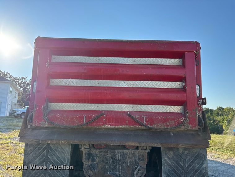 image for item FG0623 2009 Freightliner dump truck