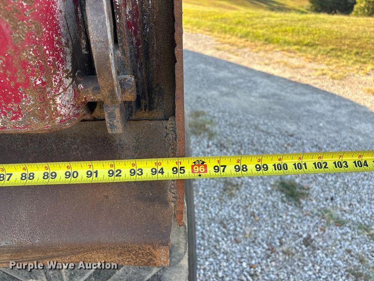 image for item FG0623 2009 Freightliner dump truck