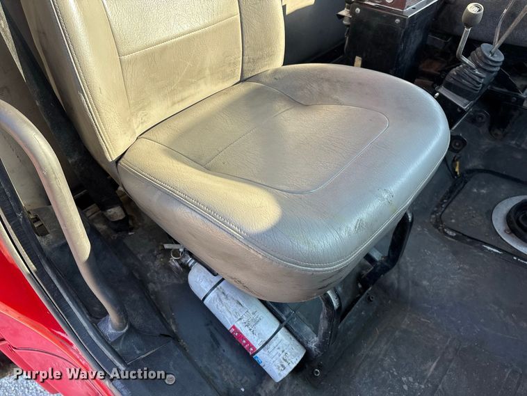 image for item FG0623 2009 Freightliner dump truck