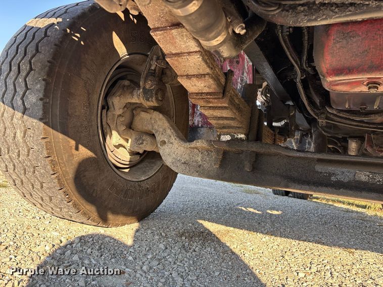 image for item FG0623 2009 Freightliner dump truck