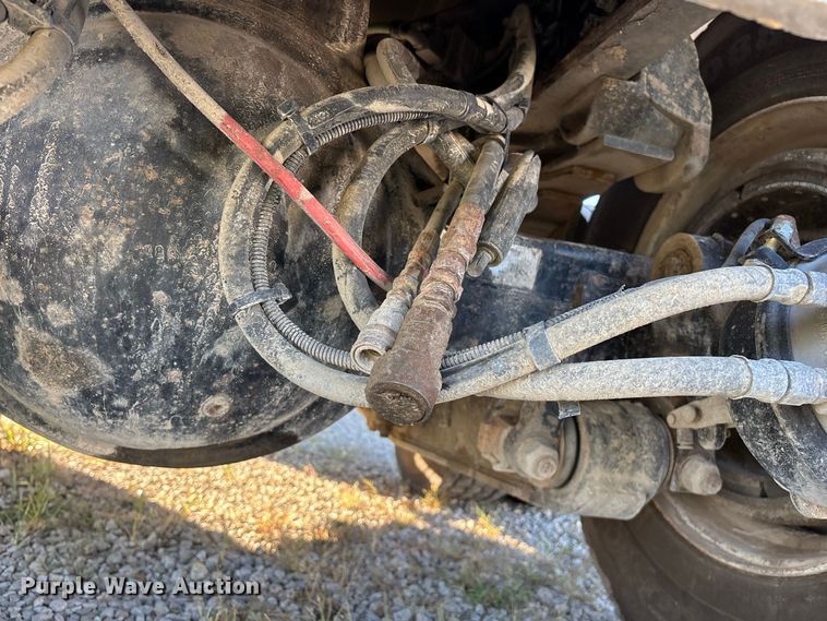 image for item FG0623 2009 Freightliner dump truck