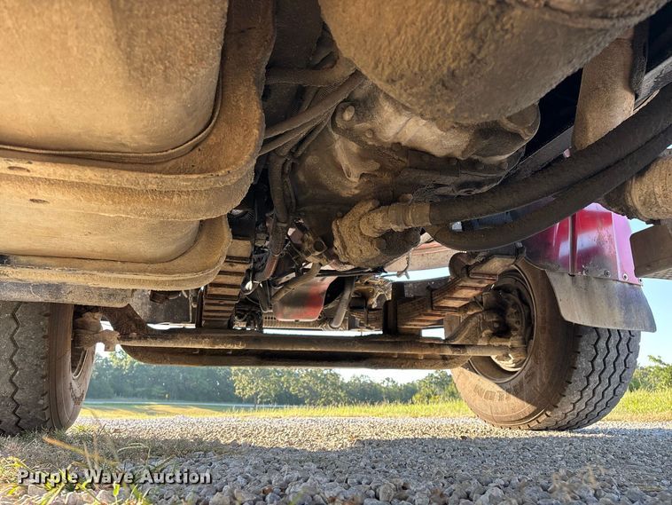 image for item FG0623 2009 Freightliner dump truck