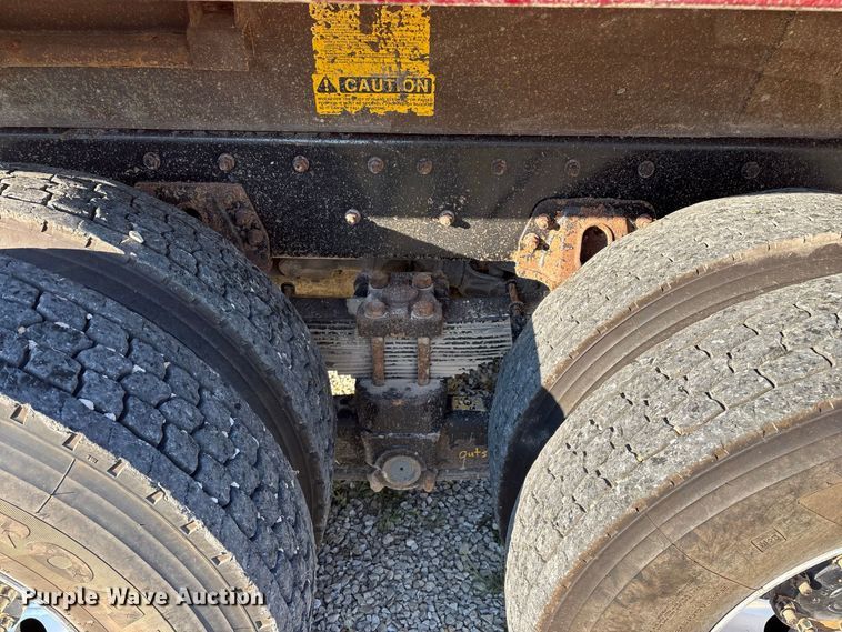 image for item FG0623 2009 Freightliner dump truck
