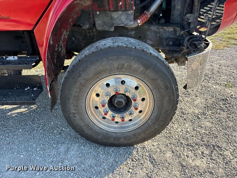 image for item FG0623 2009 Freightliner dump truck