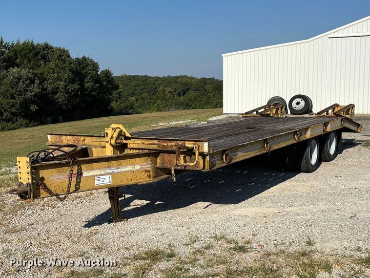 image for item FG0624 2000 Shop built equipment trailer