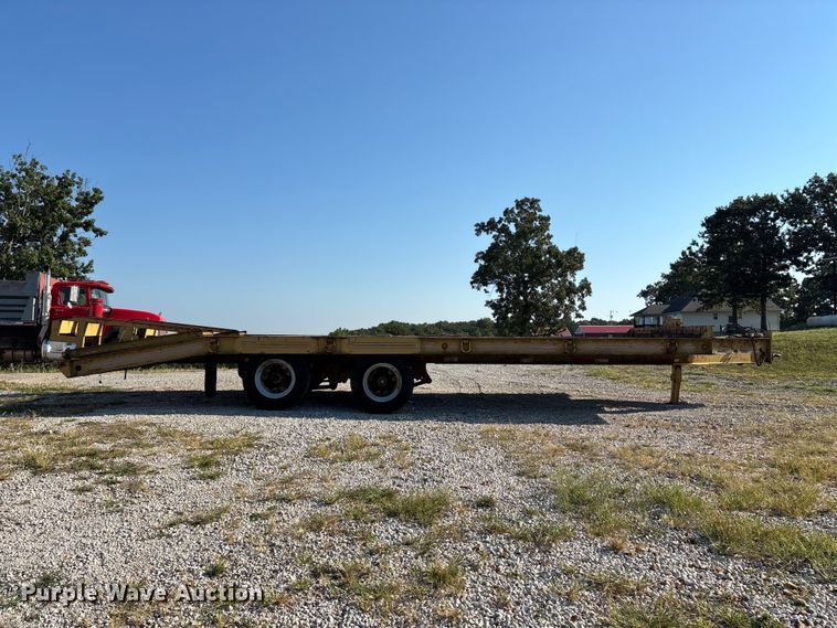 image for item FG0624 2000 Shop built equipment trailer