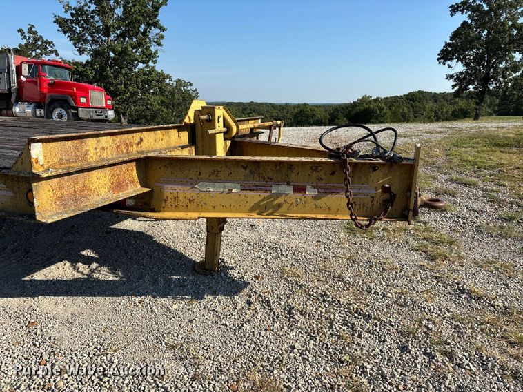 image for item FG0624 2000 Shop built equipment trailer