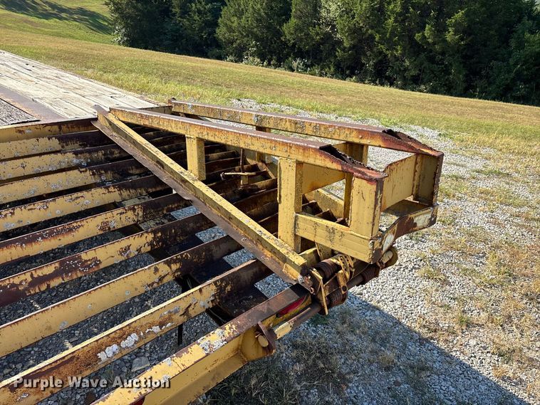 image for item FG0624 2000 Shop built equipment trailer