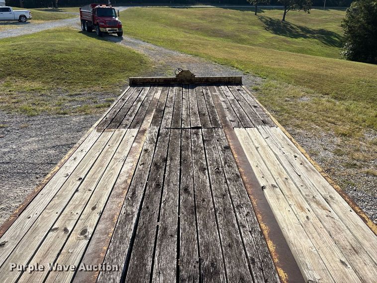 image for item FG0624 2000 Shop built equipment trailer
