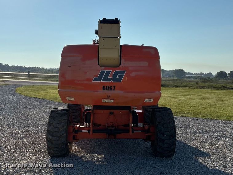image for item FG0627 2006 JLG 660SJ boom lift
