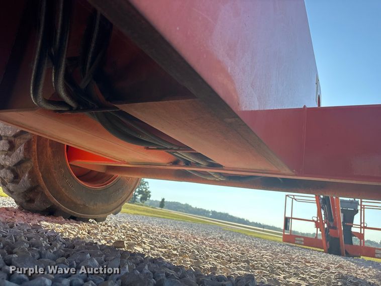 image for item FG0627 2006 JLG 660SJ boom lift