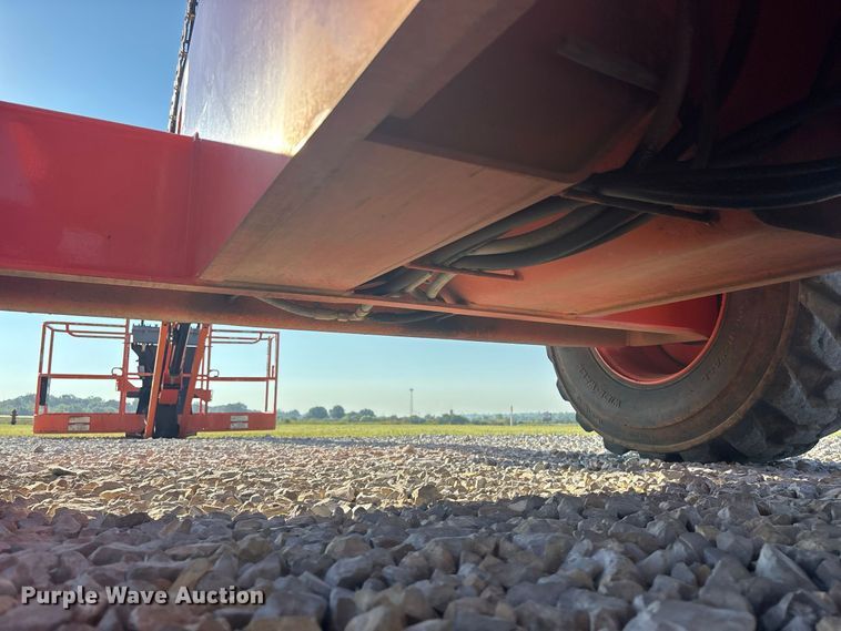 image for item FG0627 2006 JLG 660SJ boom lift