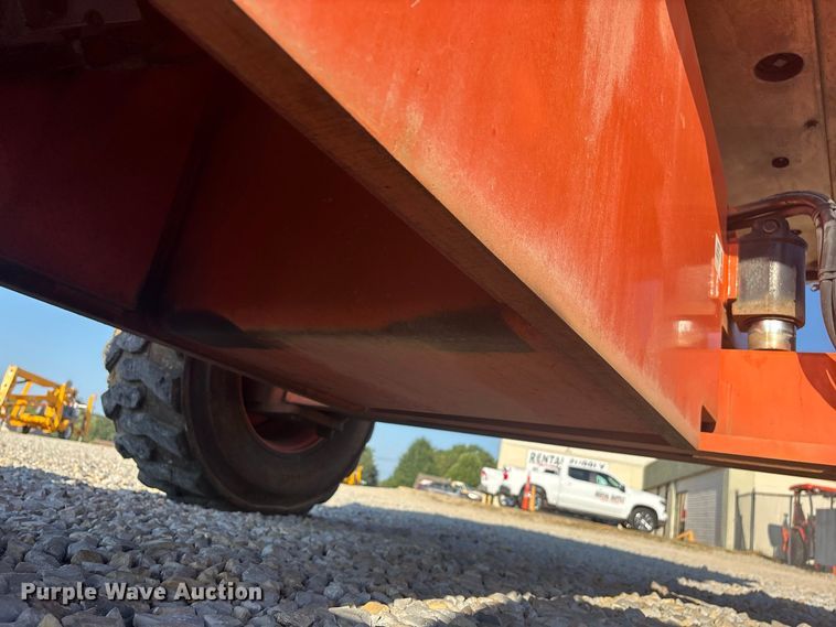 image for item FG0627 2006 JLG 660SJ boom lift