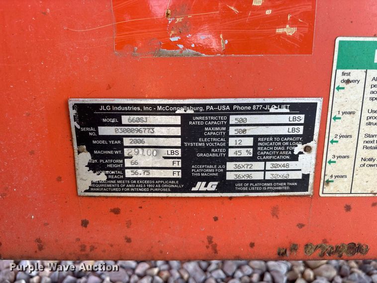image for item FG0627 2006 JLG 660SJ boom lift