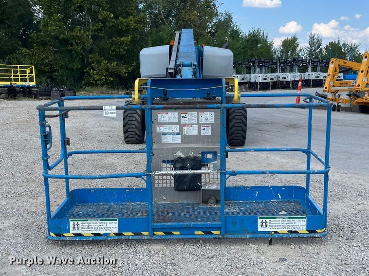 image for item FG0630 2015 Genie S-65 boom lift