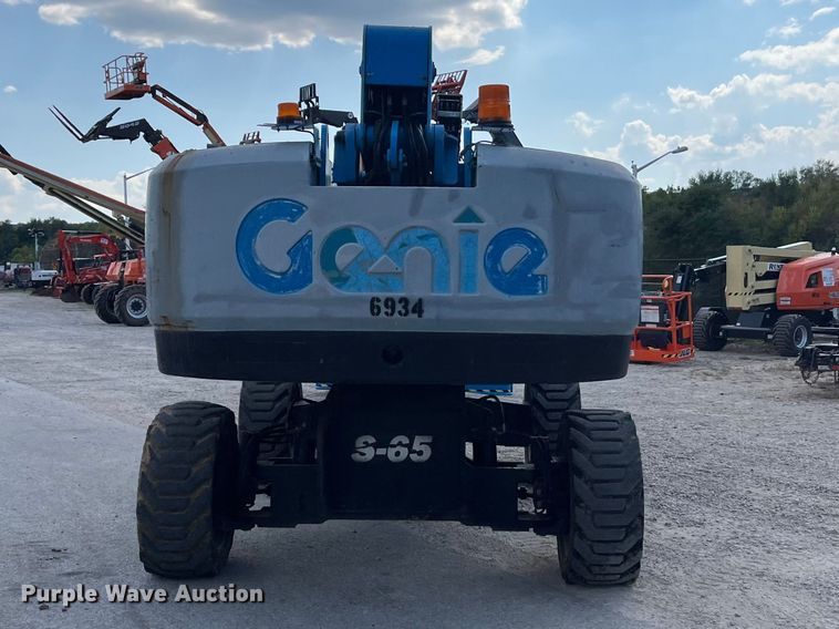 image for item FG0630 2015 Genie S-65 boom lift