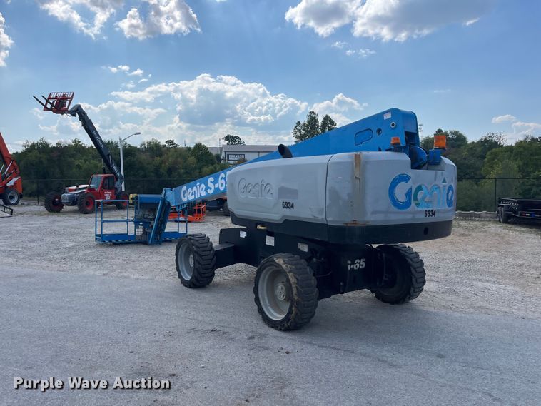 image for item FG0630 2015 Genie S-65 boom lift