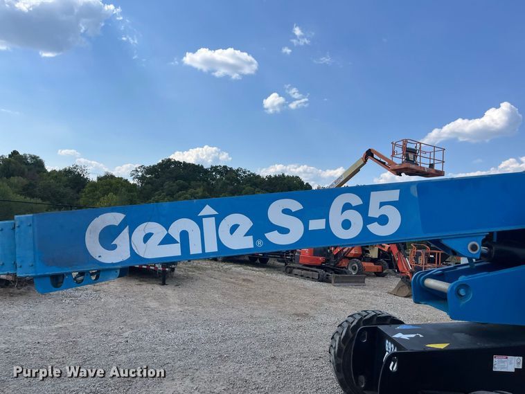 image for item FG0630 2015 Genie S-65 boom lift