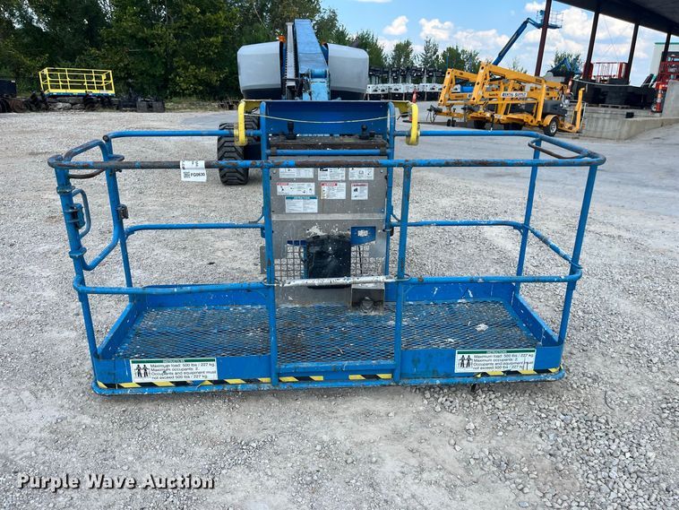 image for item FG0630 2015 Genie S-65 boom lift