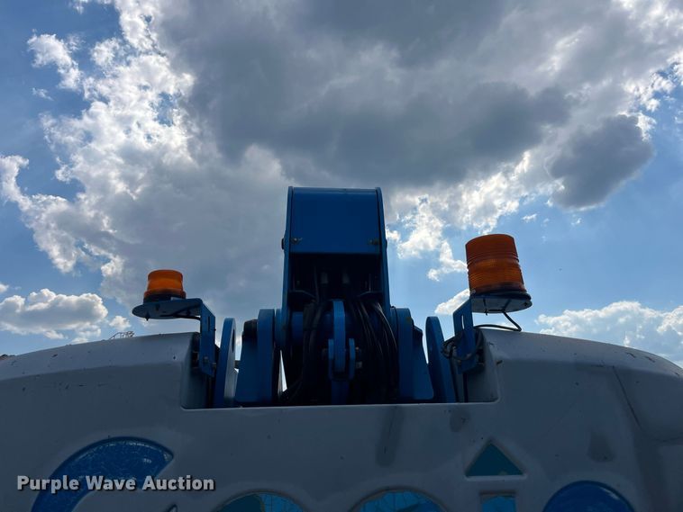 image for item FG0630 2015 Genie S-65 boom lift