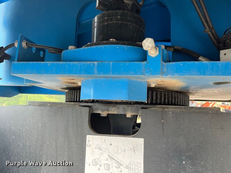 image for item FG0630 2015 Genie S-65 boom lift