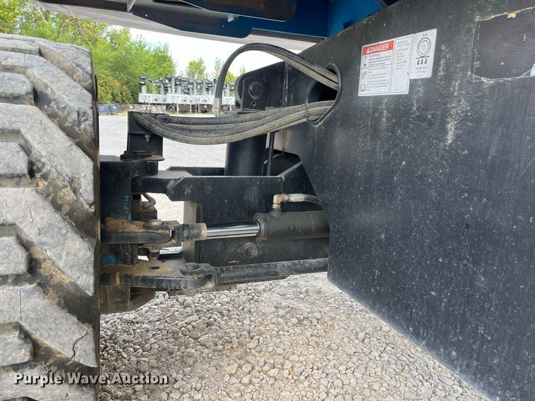 image for item FG0630 2015 Genie S-65 boom lift