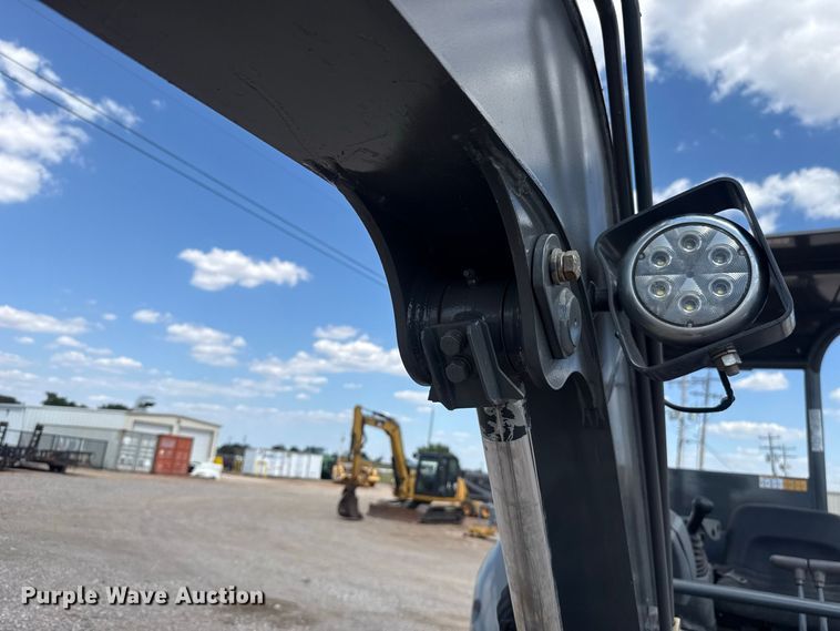 image for item FH6631 John Deere 35G mini excavator