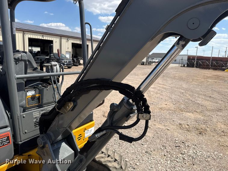 image for item FH6631 John Deere 35G mini excavator