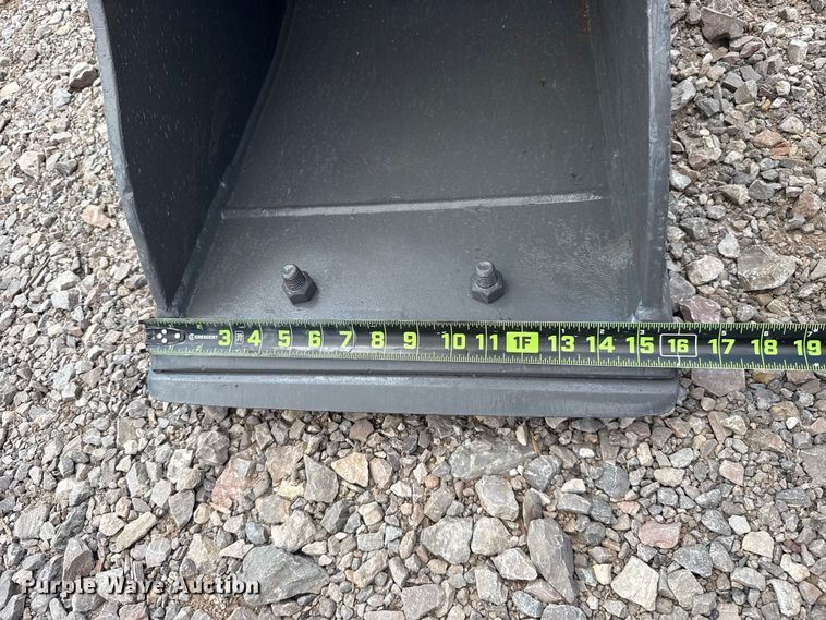 image for item FH6631 John Deere 35G mini excavator