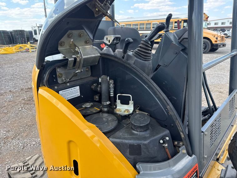 image for item FH6631 John Deere 35G mini excavator