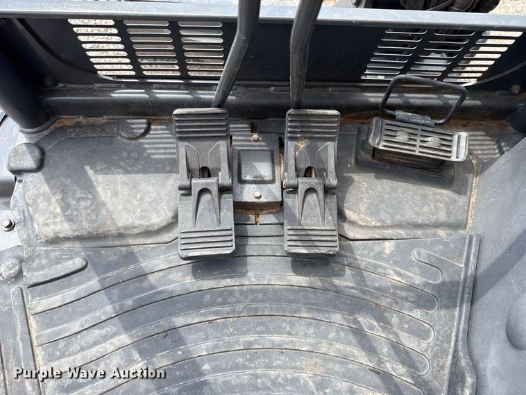 image for item FH6631 John Deere 35G mini excavator