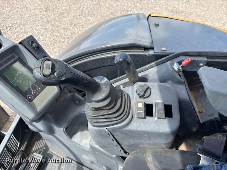 image for item FH6631 John Deere 35G mini excavator