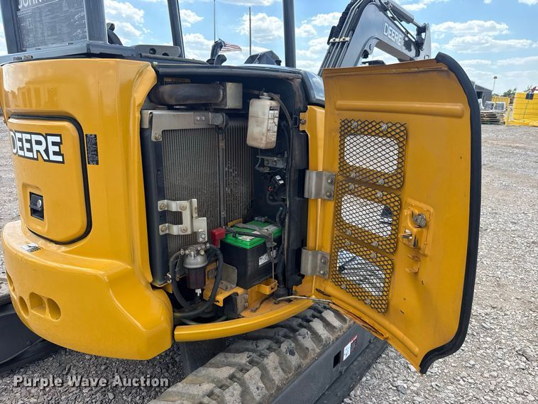 image for item FH6631 John Deere 35G mini excavator