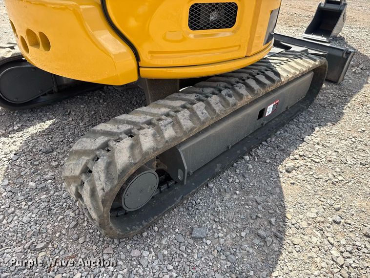 image for item FH6631 John Deere 35G mini excavator