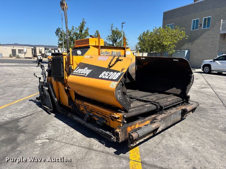 image for item FH7532 LeeBoy 8520 paver