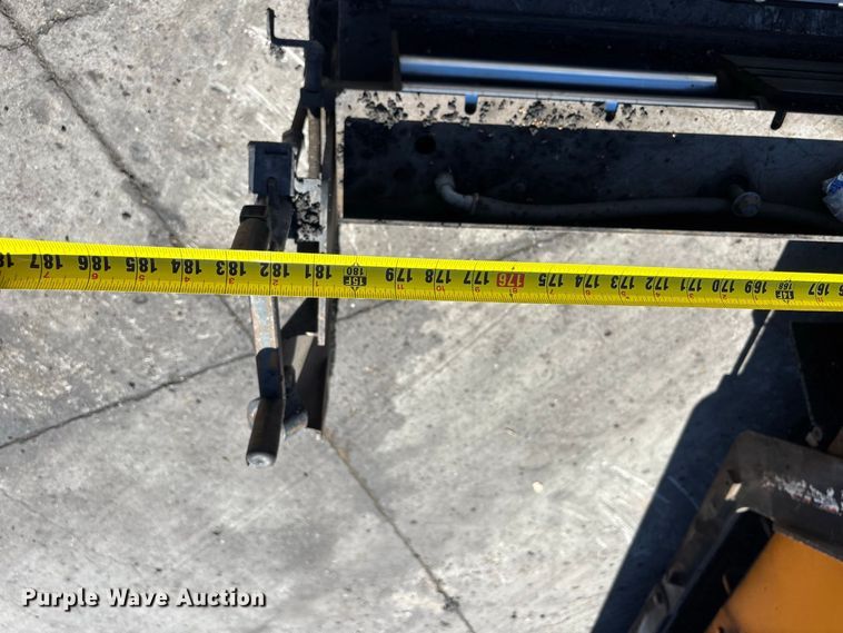 image for item FH7532 LeeBoy 8520 paver