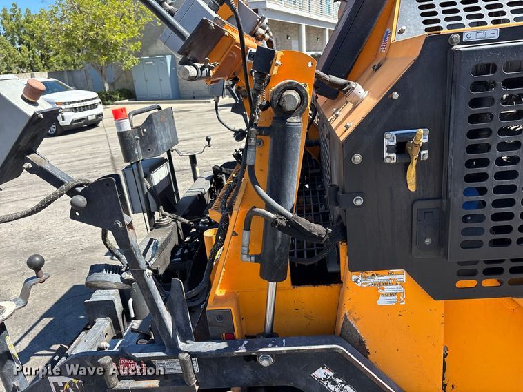 image for item FH7532 LeeBoy 8520 paver