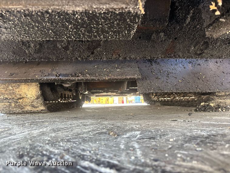 image for item FH7532 LeeBoy 8520 paver