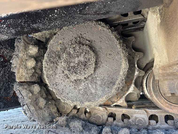 image for item FH7532 LeeBoy 8520 paver