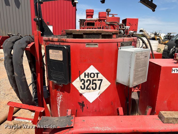 image for item FI0364 2000 Crafco SS 125 DC pothole patcher