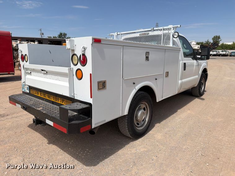 image for item FI0367 2013 Ford F250 Super Duty utility bed pickup truck