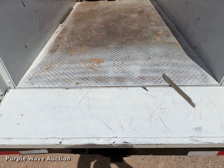 image for item FI0367 2013 Ford F250 Super Duty utility bed pickup truck