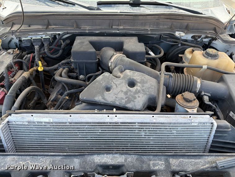 image for item FI0367 2013 Ford F250 Super Duty utility bed pickup truck