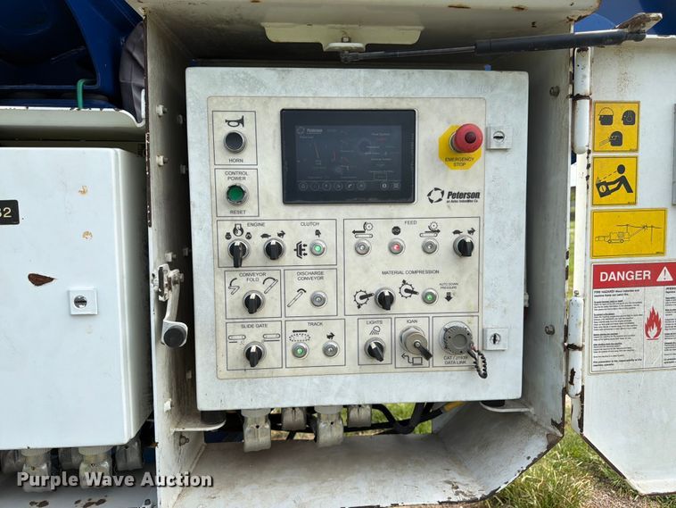 image for item FK3275 2018 Peterson 5710D horizontal grinder