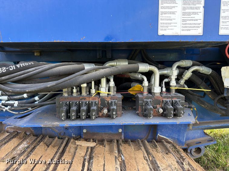 image for item FK3275 2018 Peterson 5710D horizontal grinder