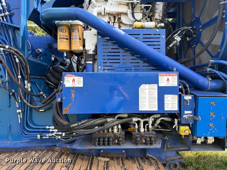 image for item FK3275 2018 Peterson 5710D horizontal grinder